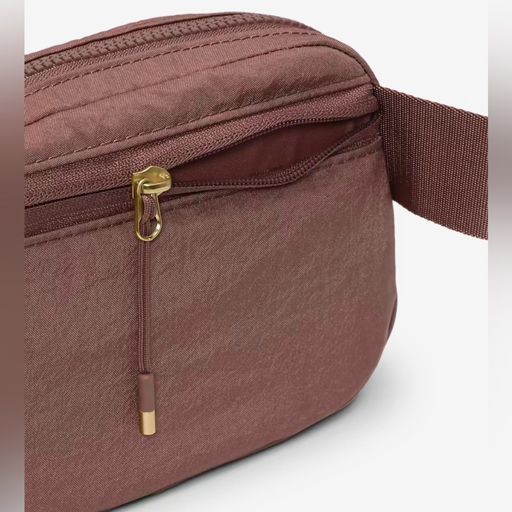 Nike Aura Crossbody Bag (2L) - Picture 5 of 11